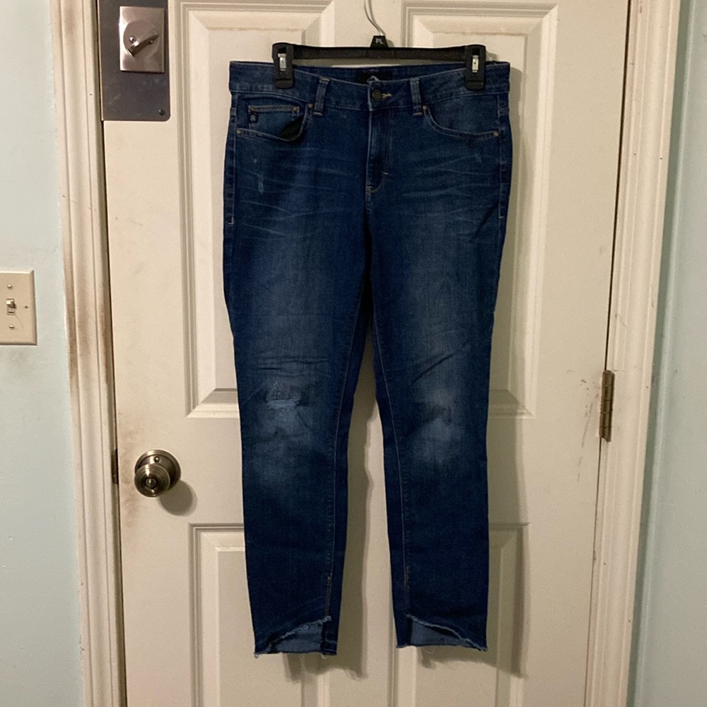 Awesome Jordache Legacy Jeans sz 8. Unique Front Cut Hem. Excellent Condition